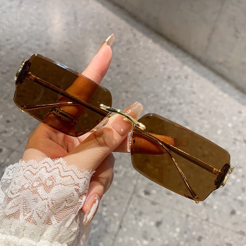 Women's oversized sunglasses with high-quality metal frame and polarized lenses Bowlift
