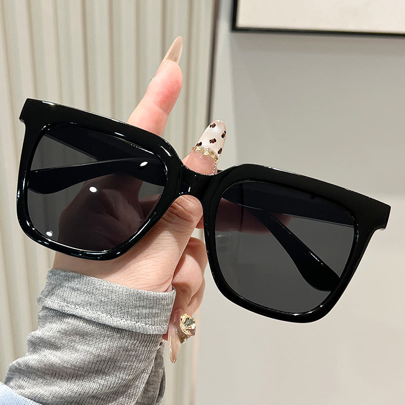 Women's oversized sunglasses with matte frame Bowlift
