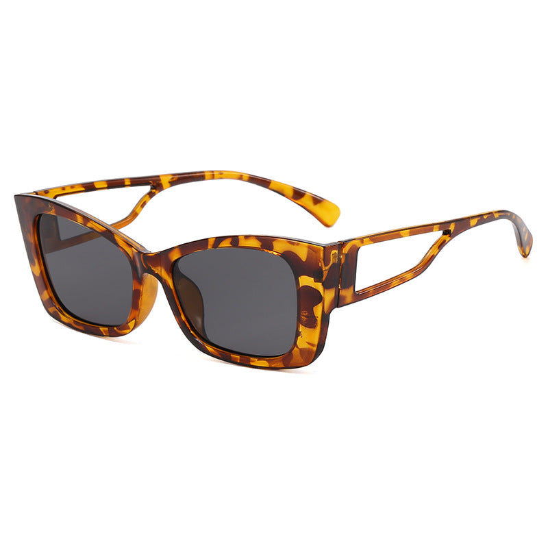 Ladies trendy geometric sunglasses with square frame Bowlift