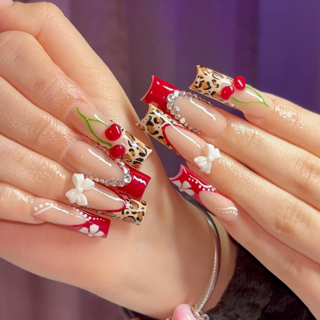 Decorative Stiletto Nail Art Bowlift