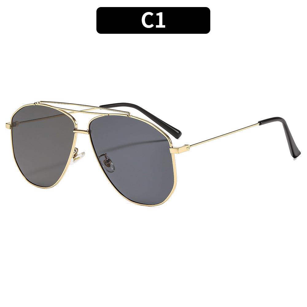 Fashion-Forward Aviator Sunglasses