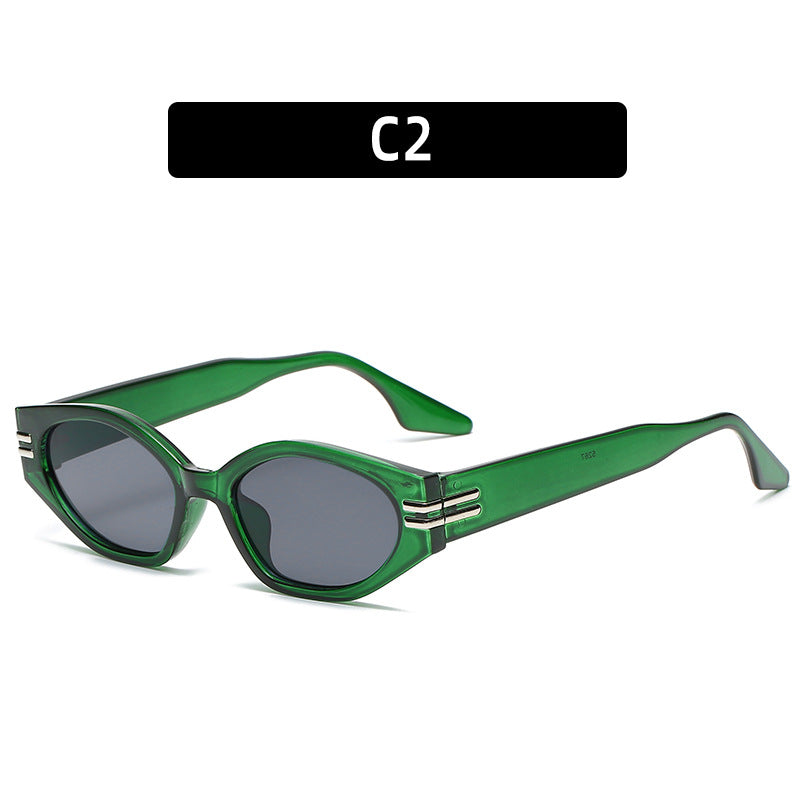 Elegant Cat-Eye Sunglasses with Decorative Metal Accents