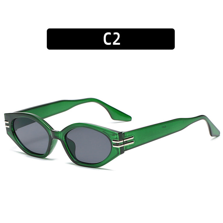 Elegant Cat-Eye Sunglasses with Decorative Metal Accents