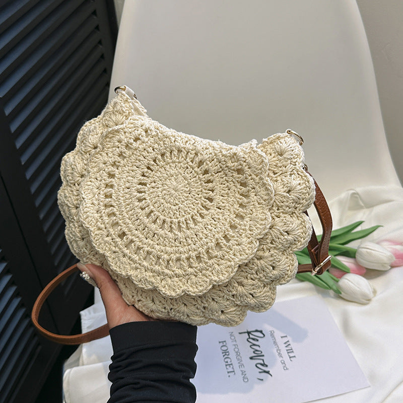 Handmade shoulder bag with floral patterns Bowlift
