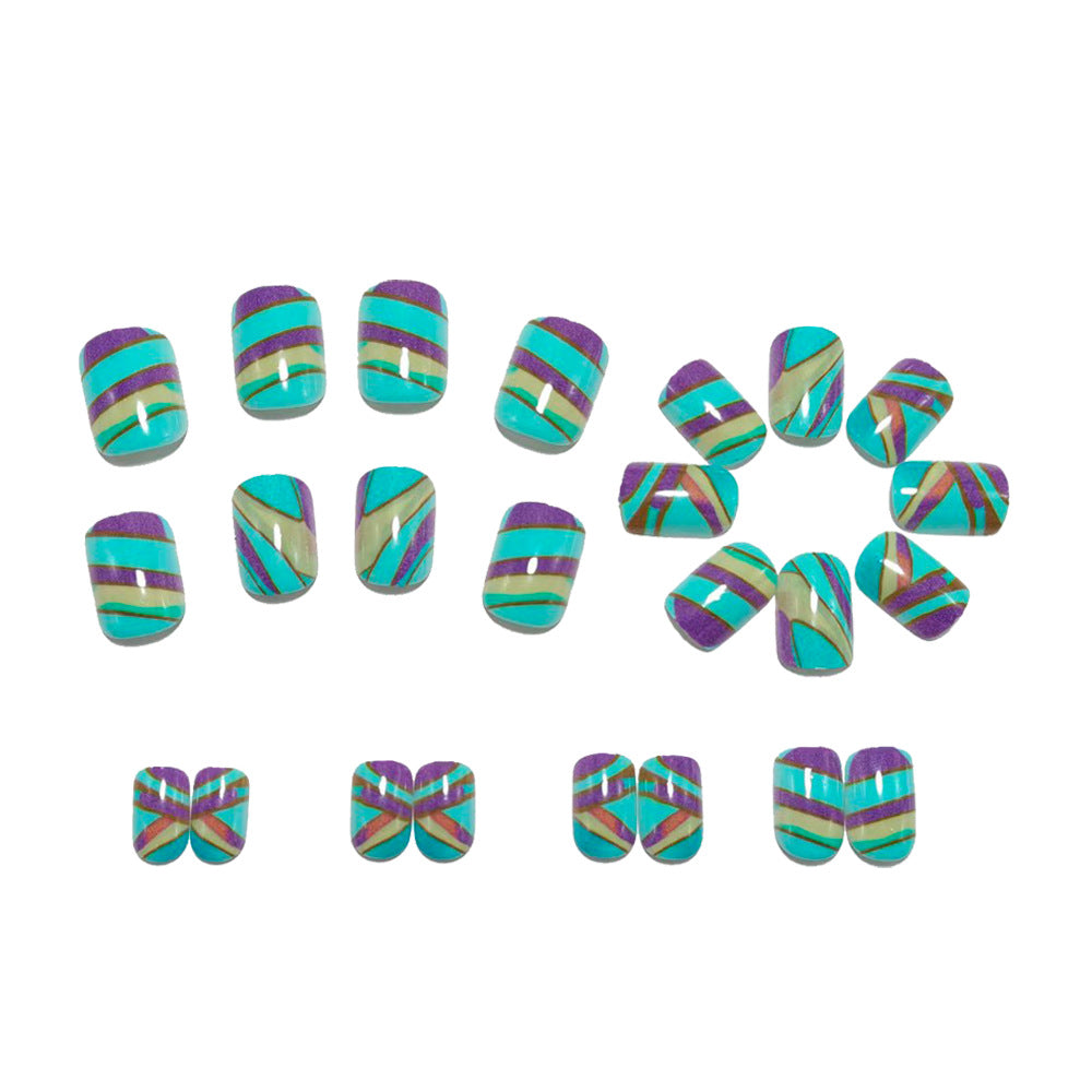 Creative artificial nails with modern geometric patterns Bowlift