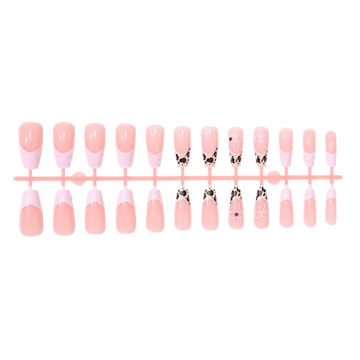 Artificial Nail Set with Cute Panda Design and Gloss Finish Bowlift