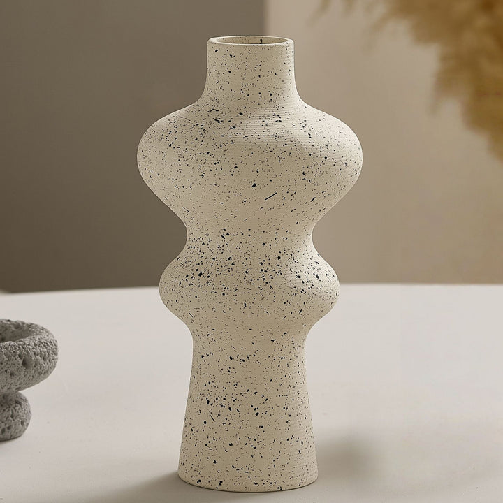 Elegant and Artistic Ceramic Vase Bowlift