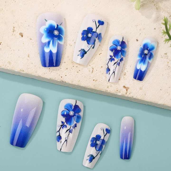 Artificial nails with floral accents Bowlift