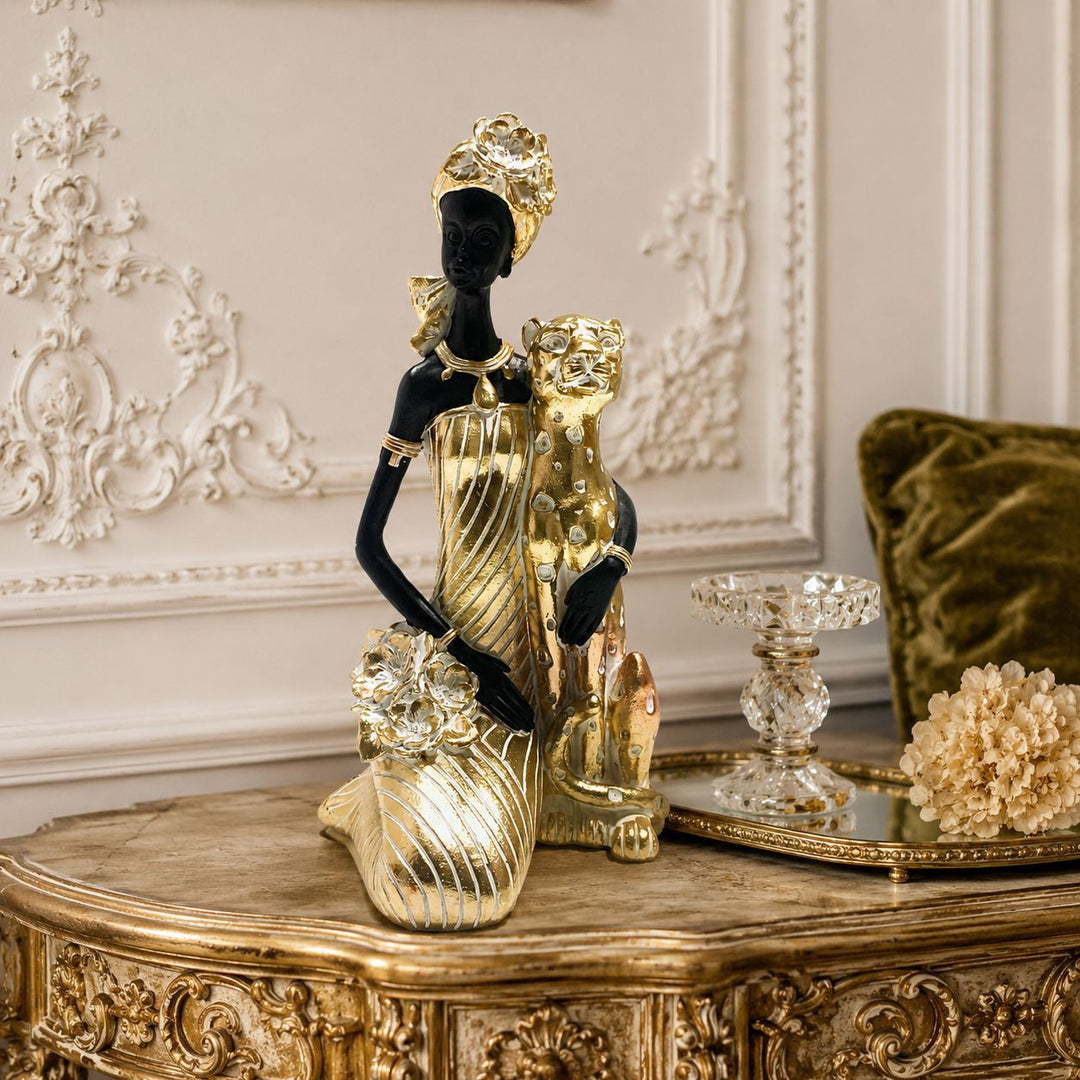 Elegant sculpture with leopard casting Bowlift