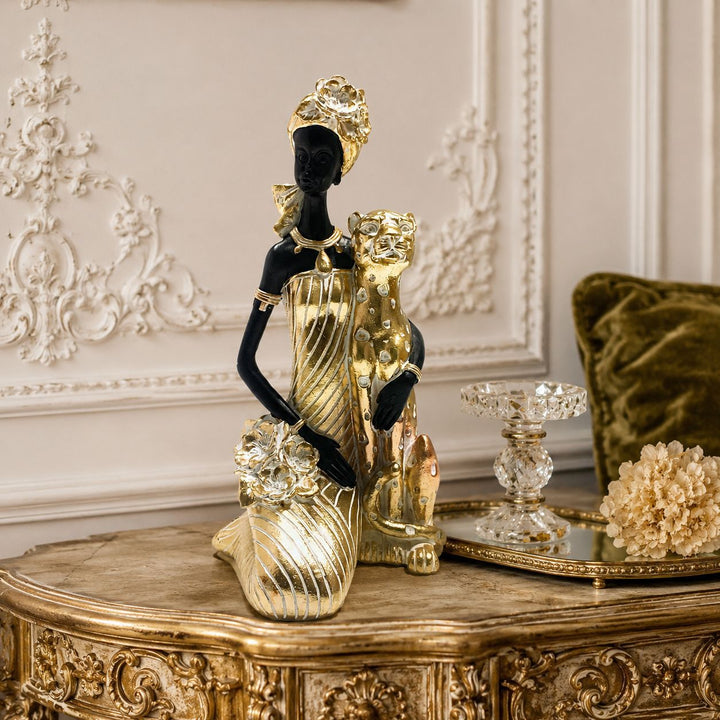 Elegant sculpture with leopard casting Bowlift