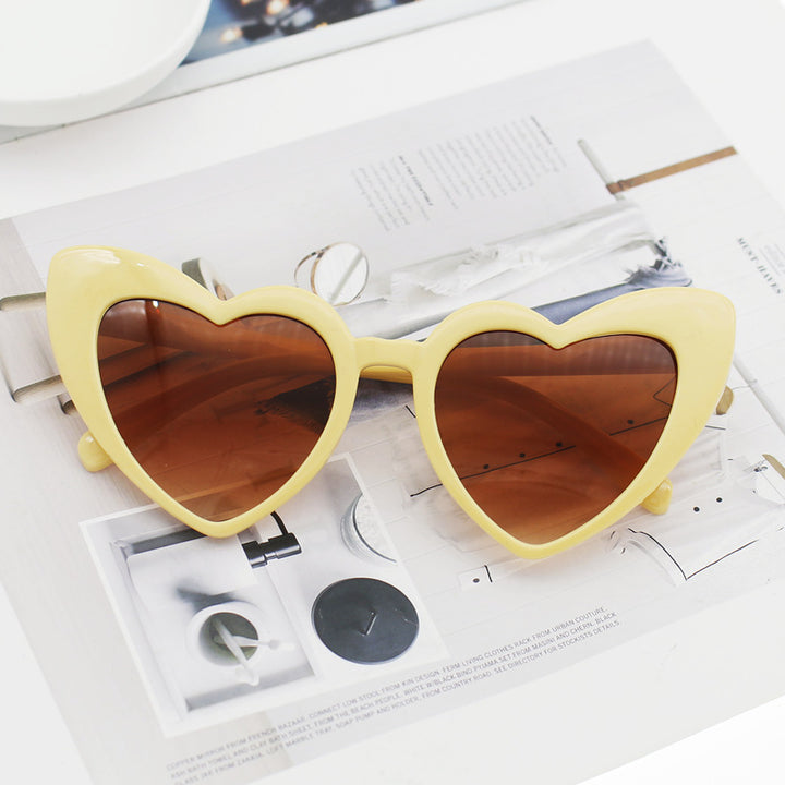 Women's Heart-Shaped Sunglasses with Glittering Frame Bowlift