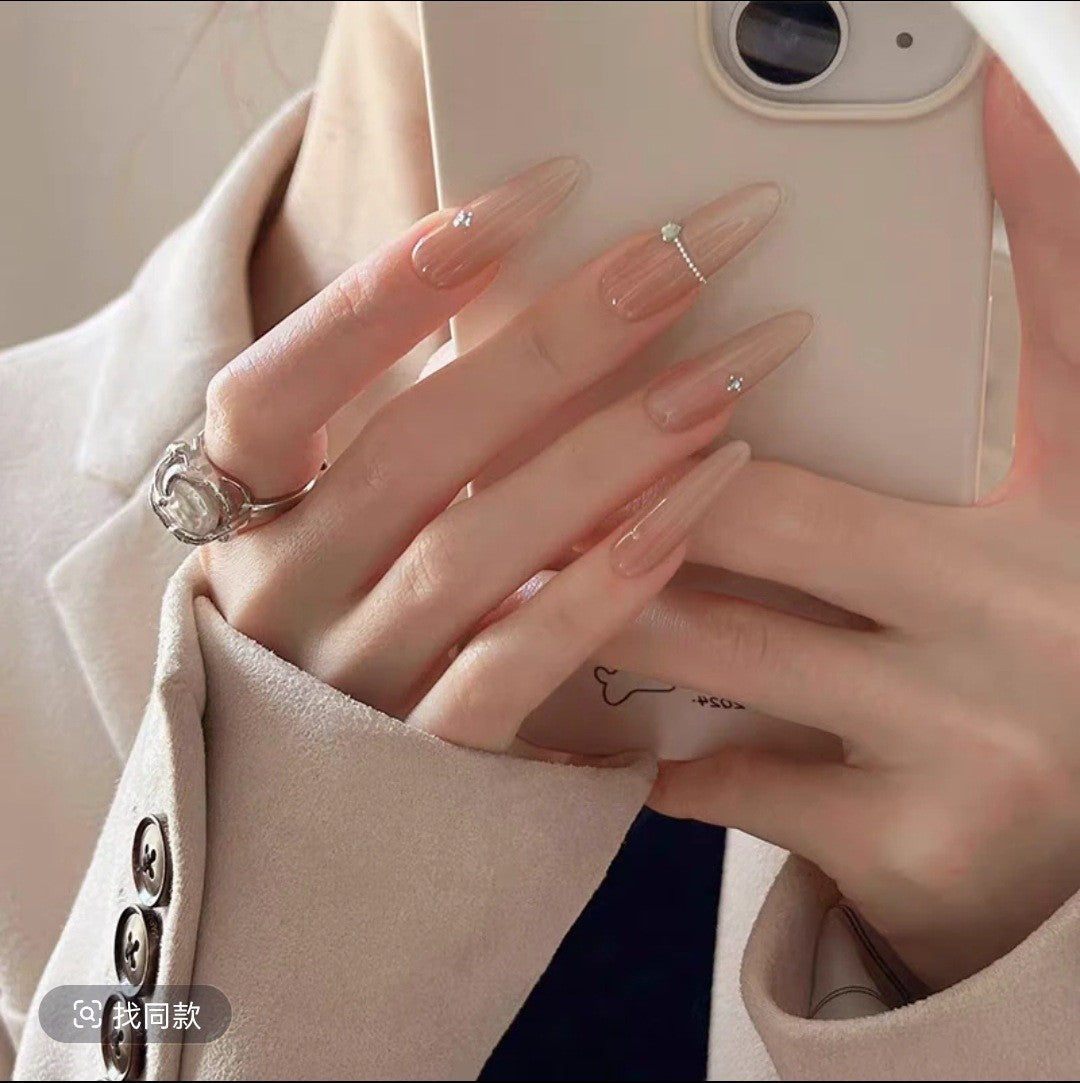 Elegant Nail Art Set Bowlift