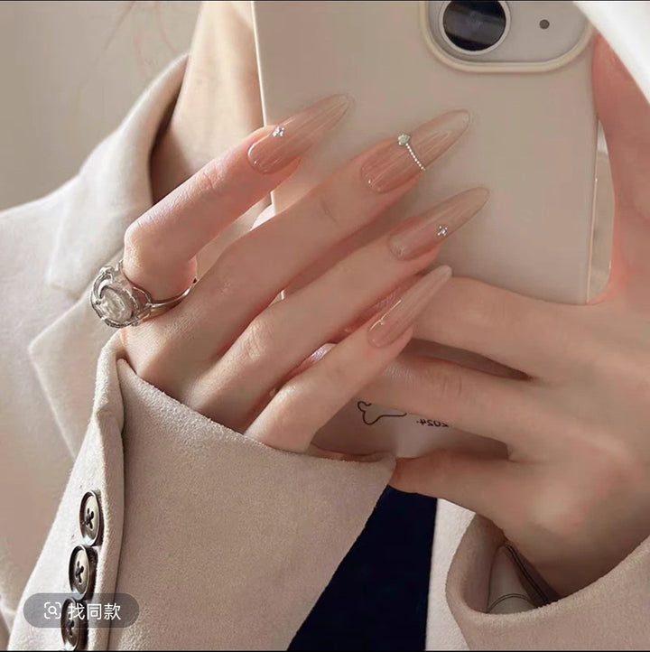 Elegant Nail Art Set Bowlift