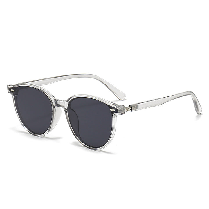 Retro-Inspired Round Frame Sunglasses