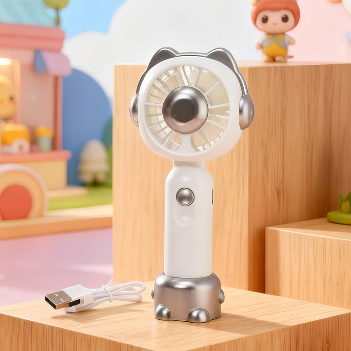 Portable USB Hand Fan with Playful Bear Design Bowlift