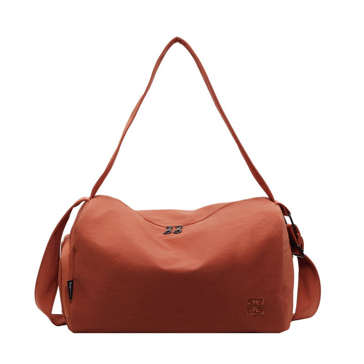 Sporty Carrying Bag with Ergonomic Design Bowlift