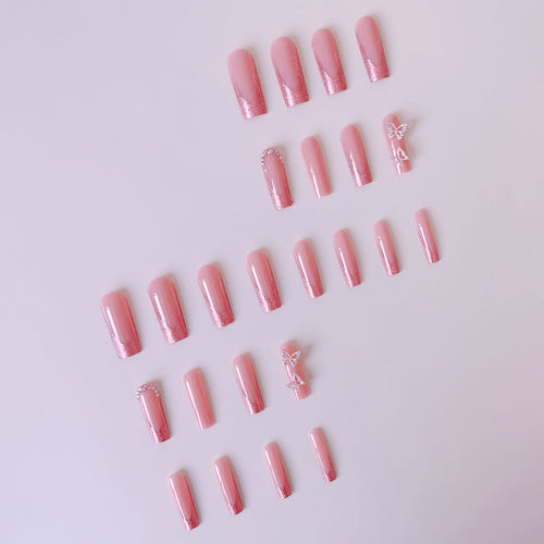 Nail set with sparkling glitter effects and elegant 3D decorations Bowlift