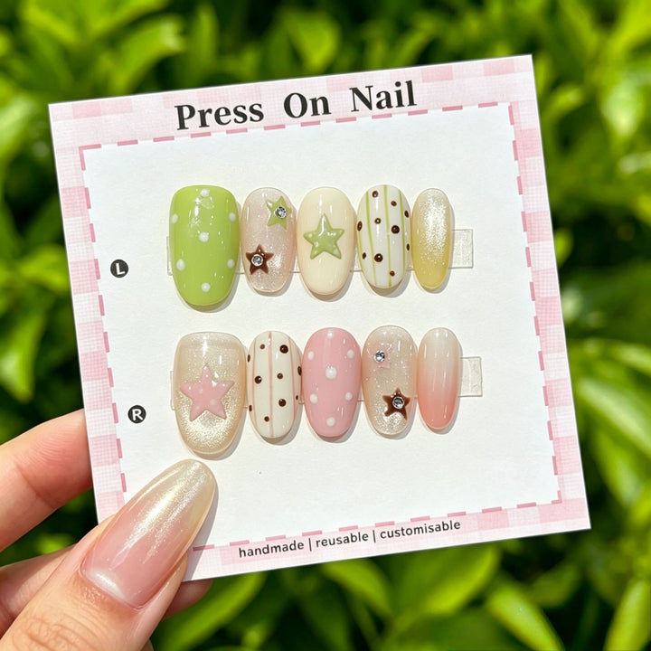 Elegantly Crafted Decorative Press-On Nail Art Set with Gem Accents