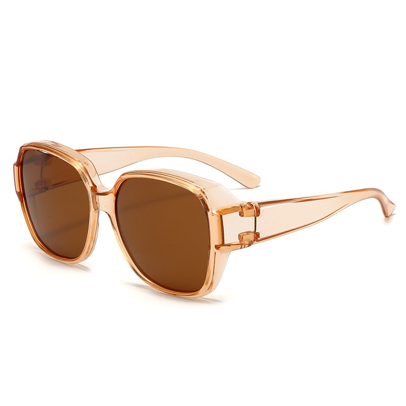 Vintage-Inspired Oversized Square Sunglasses