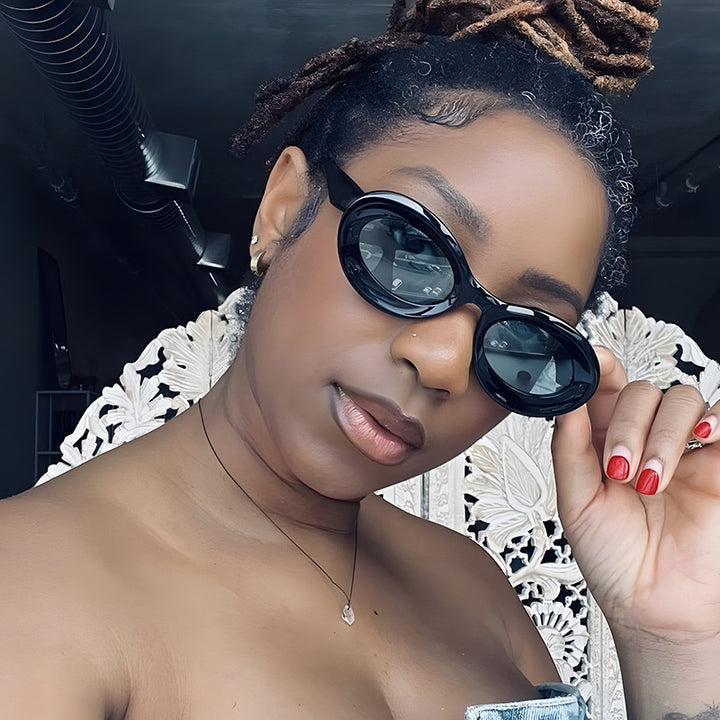 Women's oval sunglasses with modern lenses Bowlift