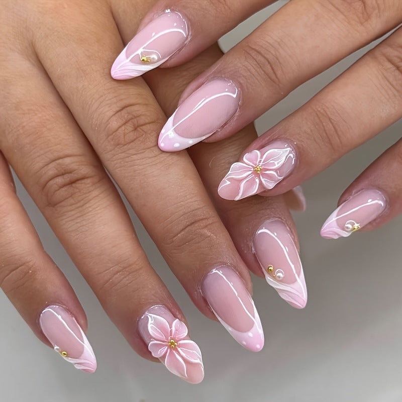 Elegant Floral Design Press-On Nail Set Bowlift