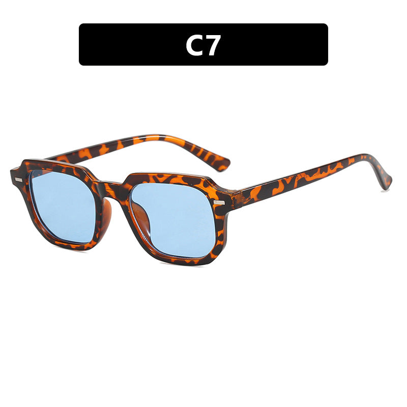 Women's square sunglasses with stylish frame structure and UV protection Bowlift