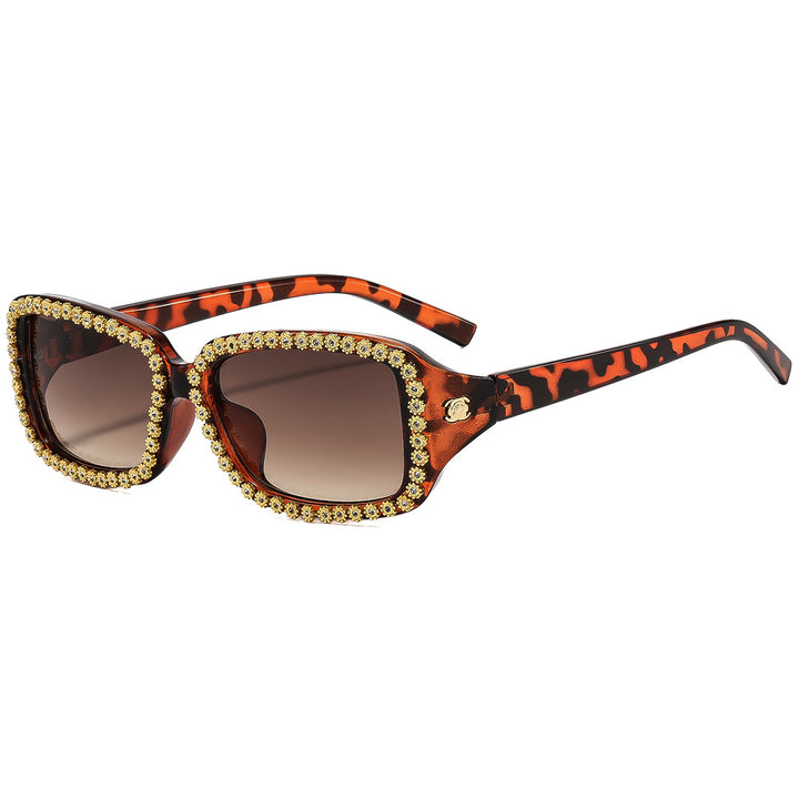 Ladies sunglasses with glamorous rhinestone frame Bowlift