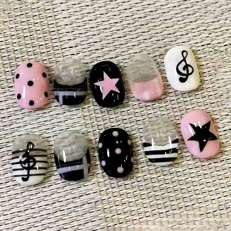 Playful Artistic Nail Art Design Set Bowlift