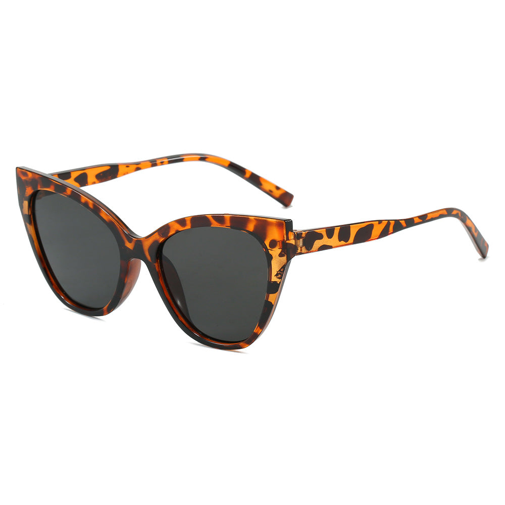 Women's Cat-Eye Sunglasses with UV Protection and Modern Frame Bowlift