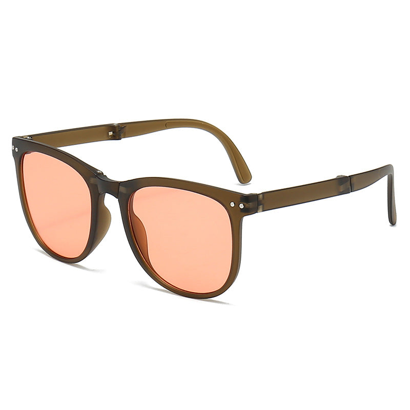 Ladies trendy sunglasses with multifaceted frame Bowlift