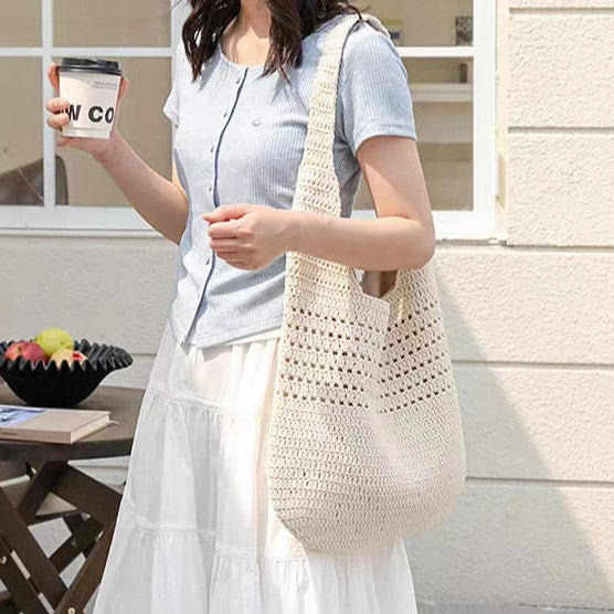 Handbag Made of Hand-Crocheted Natural Material Bowlift