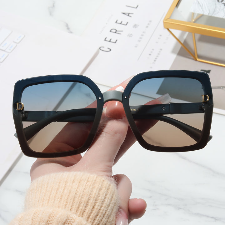 Women's Sunglasses Bowlift