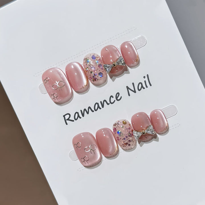 Glamorous Rhinestone Press-On Nail Set Bowlift