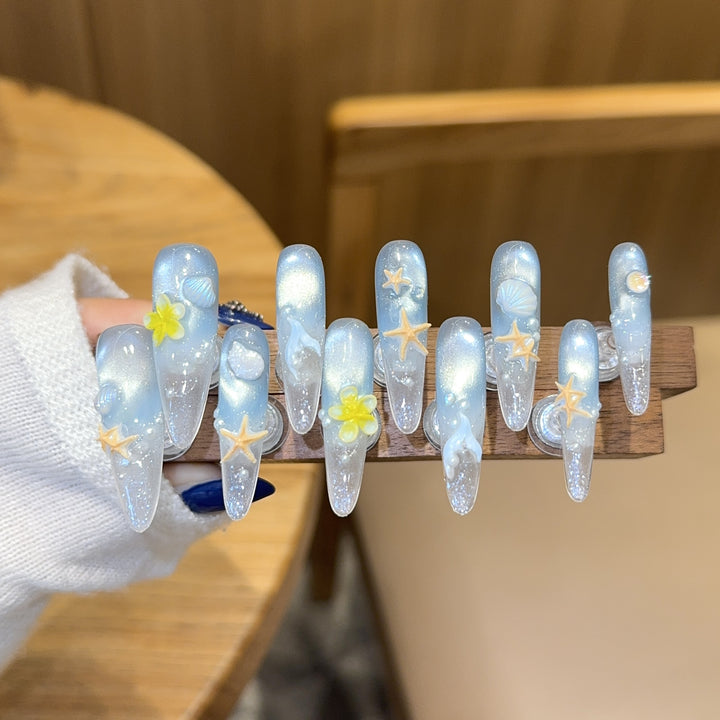 Creative Nail Tips with Maritime Motifs Bowlift