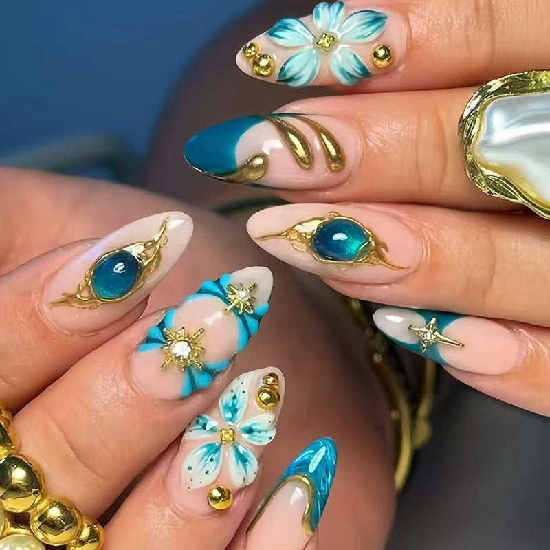 Artistic Gold and Floral Press-On Nail Set Bowlift