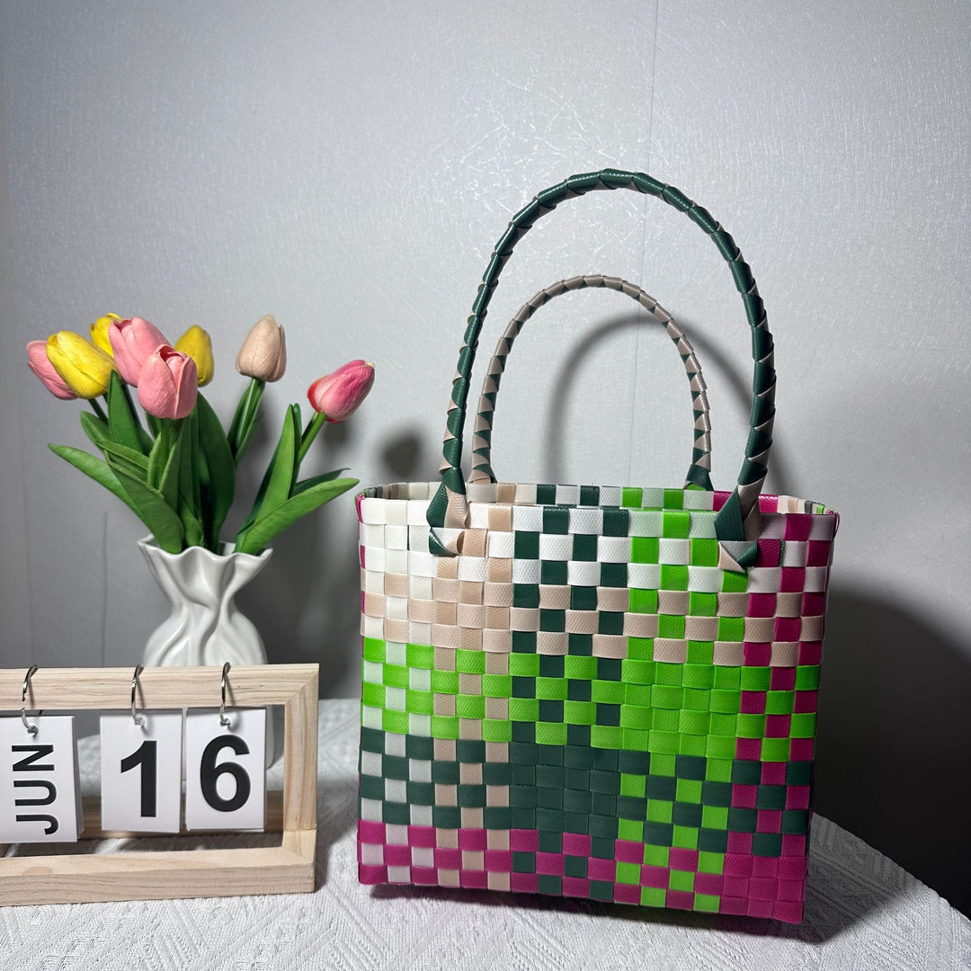 Braided handbag with sturdy handles Bowlift