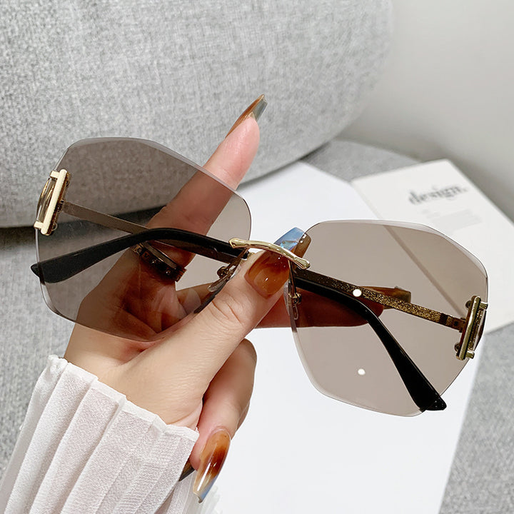 Women futuristic square sunglasses Bowlift