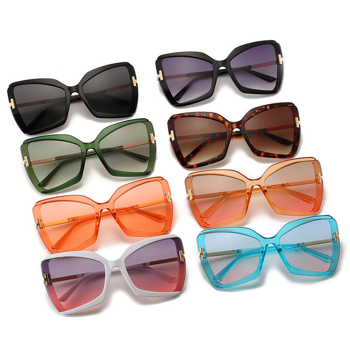 Luxurious Oversized Shield Sunglasses Bowlift
