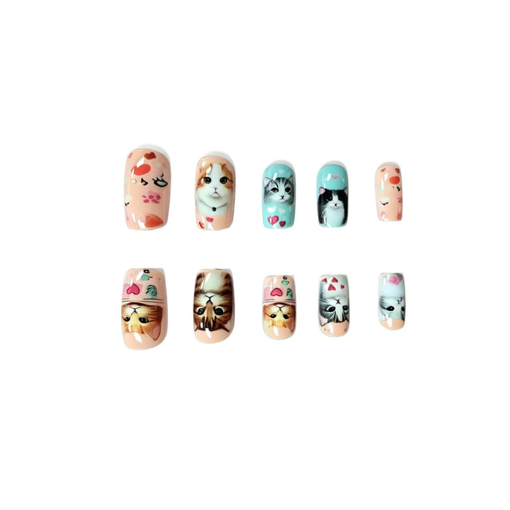 Artistic Cat-Themed Nail Extensions Bowlift