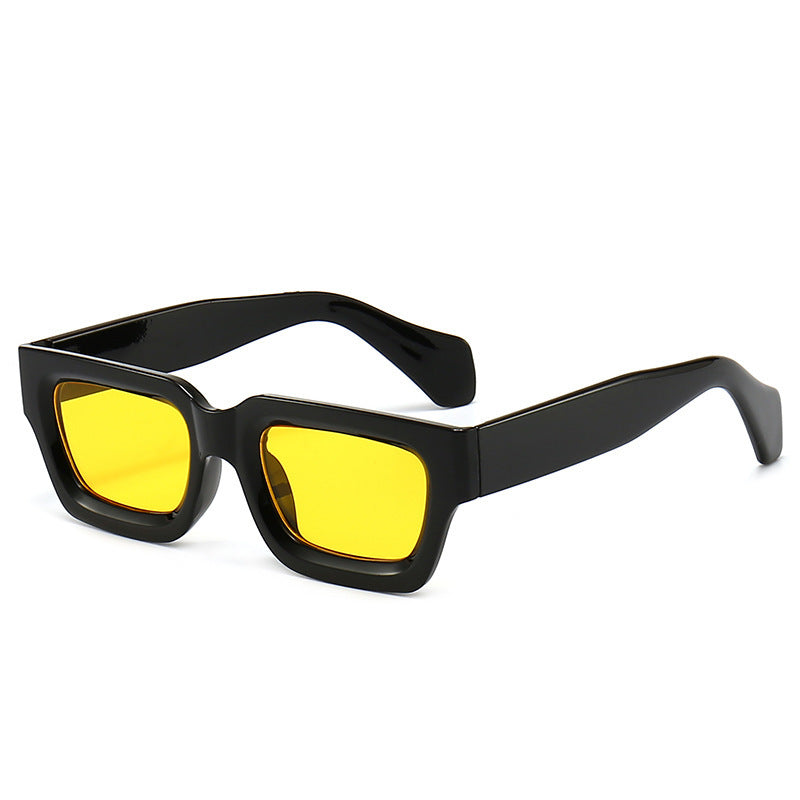 Women's trendy sunglasses with sturdy and transparent frame Bowlift