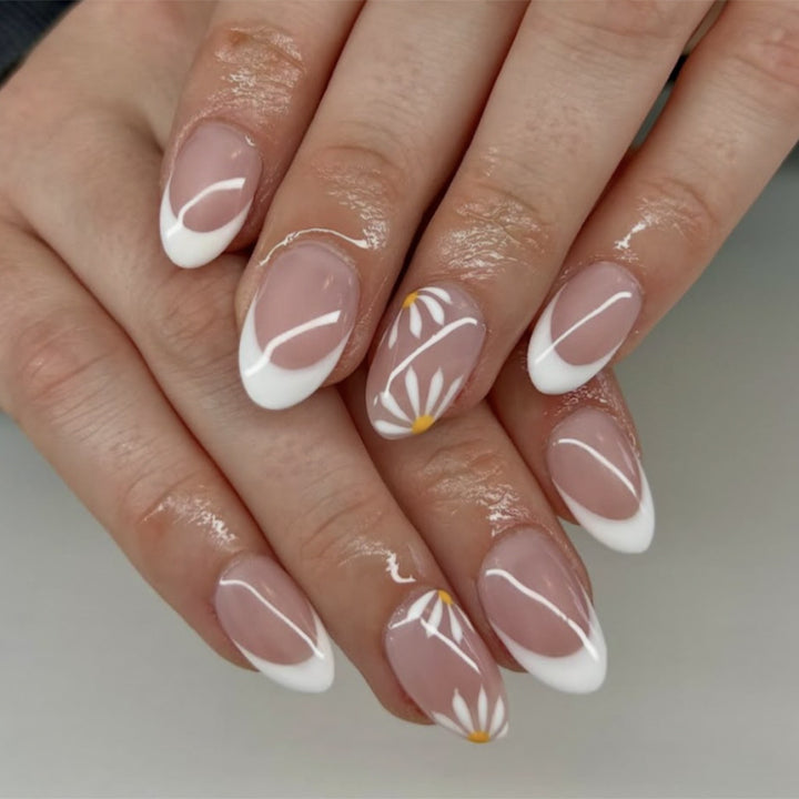 Elegant Nail Art with Floral Designs Bowlift