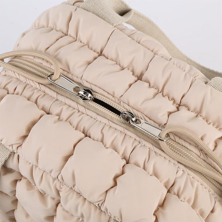 Comfortable toiletry bag with padded design Bowlift