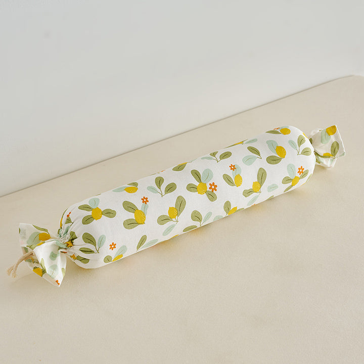 Neck support roll with loving heart design Bowlift