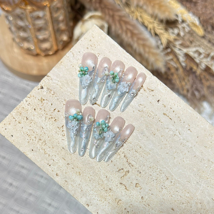 Elegant Floral Stiletto Nail Art Bowlift