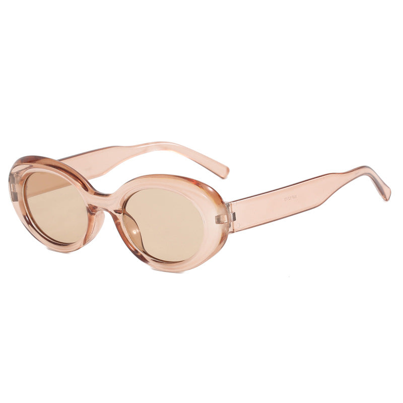Ladies stylish sunglasses in extravagant leopard pattern Bowlift