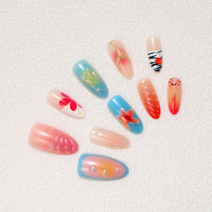 Artistic nail tips with maritime motifs Bowlift