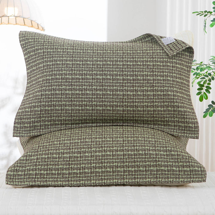 Women's pillowcase with delicate floral motif Bowlift