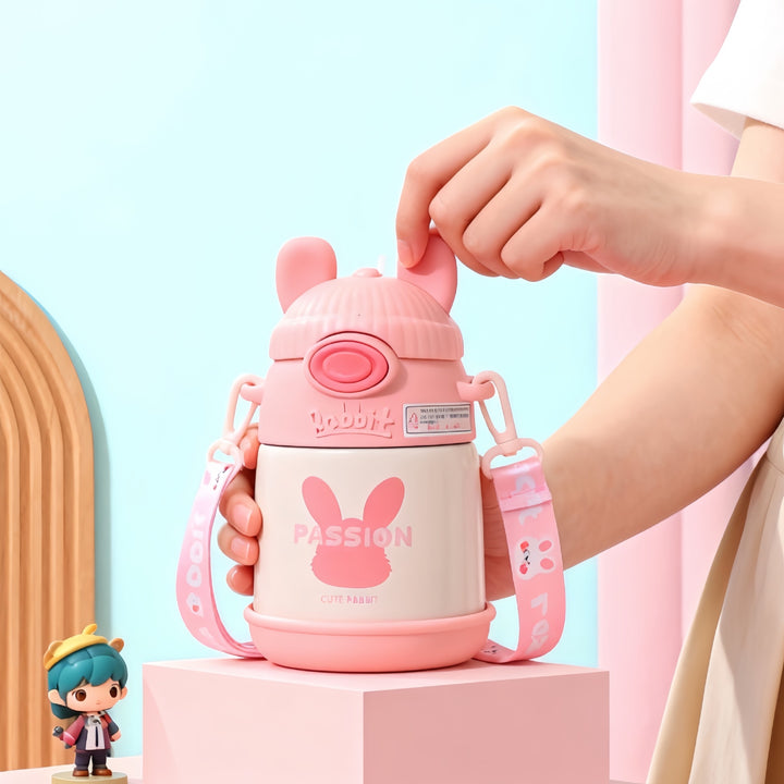 Women's insulated drinking bottle with ergonomic design and playful bunny motif Bowlift