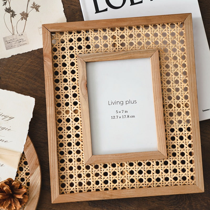 Artistic Picture Frames Bowlift