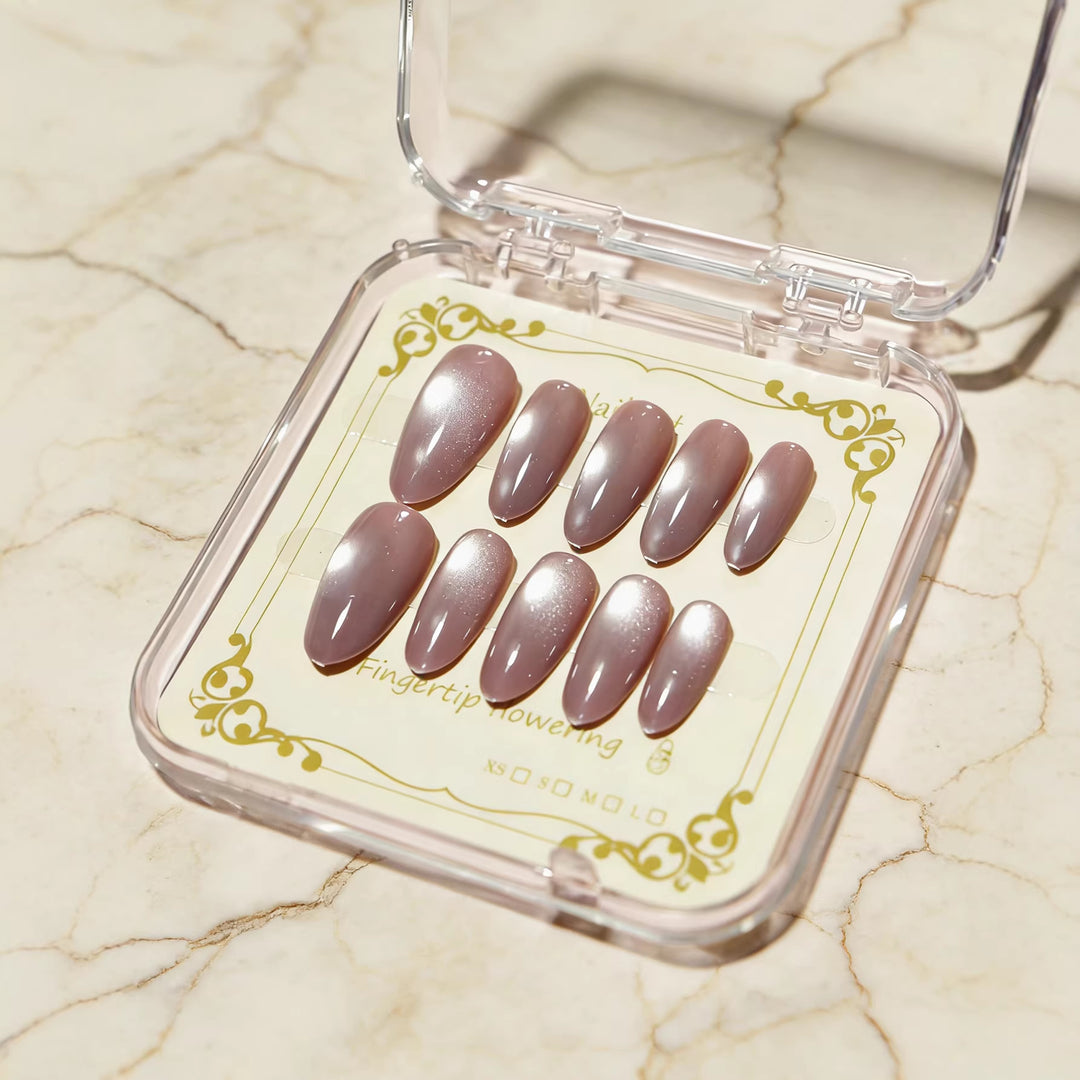Elegant Stiletto Press-On Nail Art Bowlift
